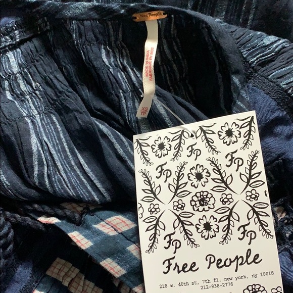 Free People navy and white lace-up blouse XS/S NWT - Picture 6 of 6